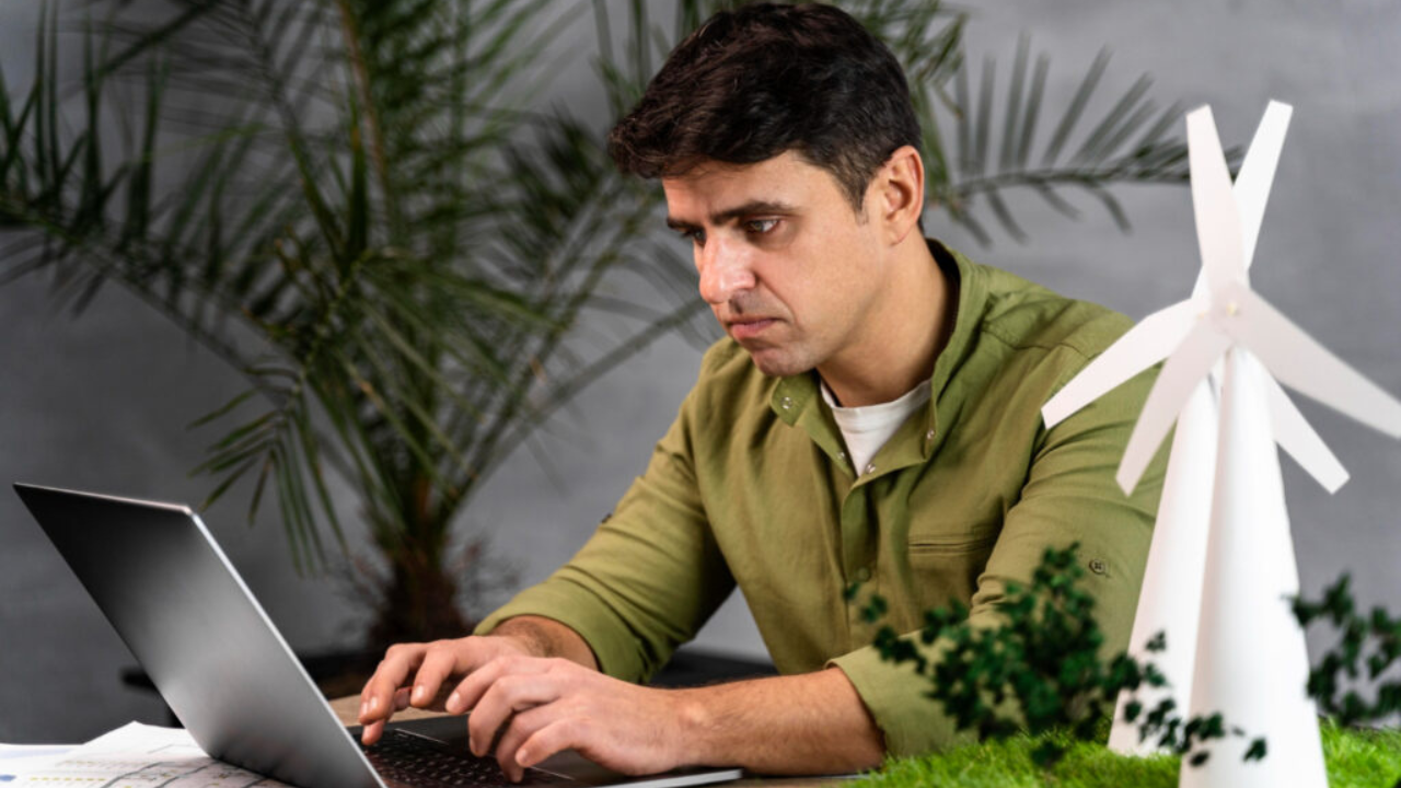 User Experience and Community Trends